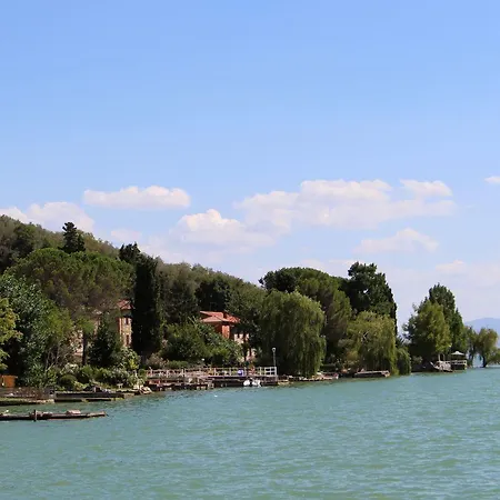 Apartment Tommaso 5 Tuoro sul Trasimeno