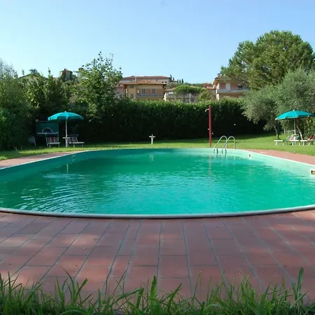 Apartment Tommaso 5 *